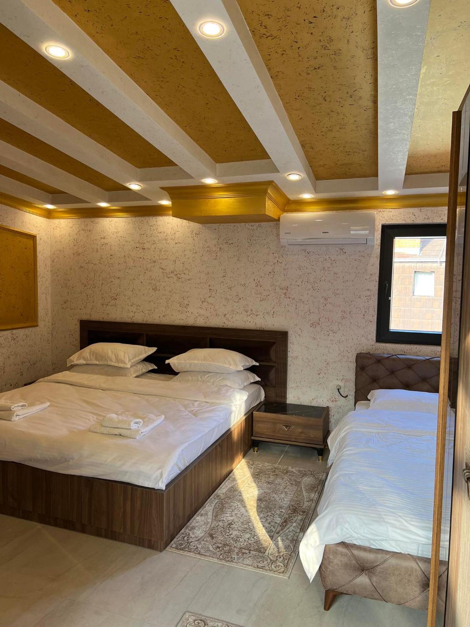Hotel Premium Prishtinë Ngoại thất bức ảnh