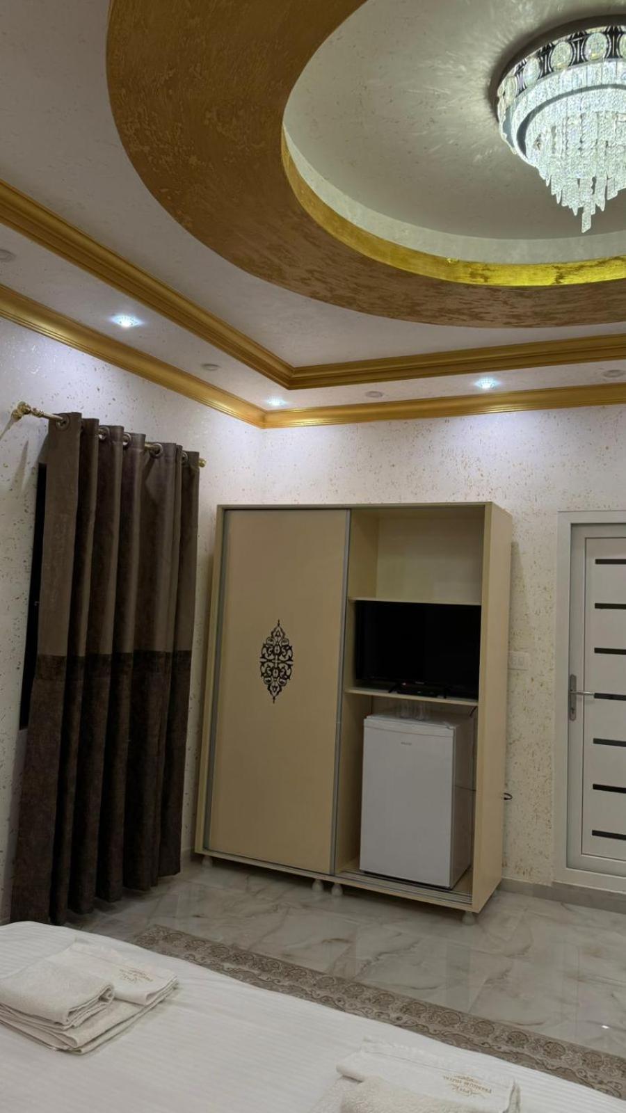 Hotel Premium Prishtinë Ngoại thất bức ảnh